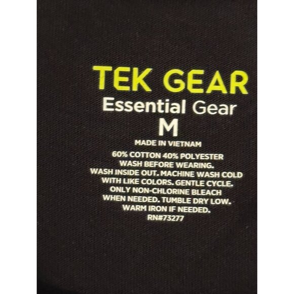 Men's Tek Gear Essential Gear Medium Black LS Tee Shirt Top NWT - Picture 4 of 4